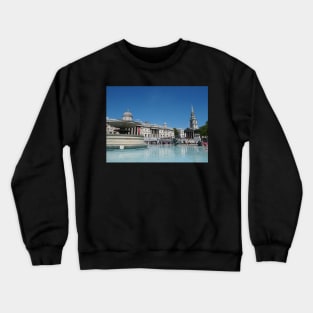 Trafalgar Square fountain in London Crewneck Sweatshirt